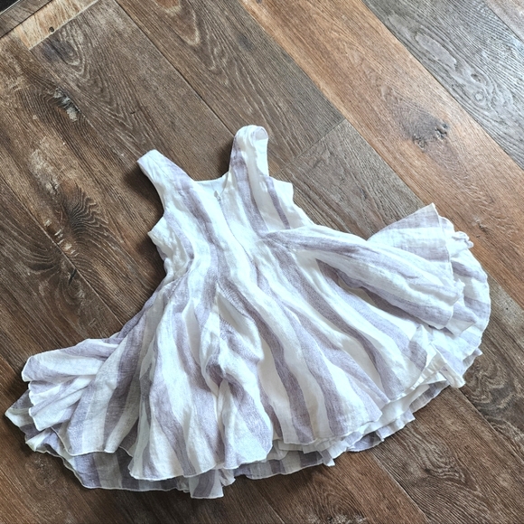 NICHOLAS & BEAR STRIPED DRESS WITH RUFFLED HEM LINING. SIZE 2Y - Picture 3 of 5